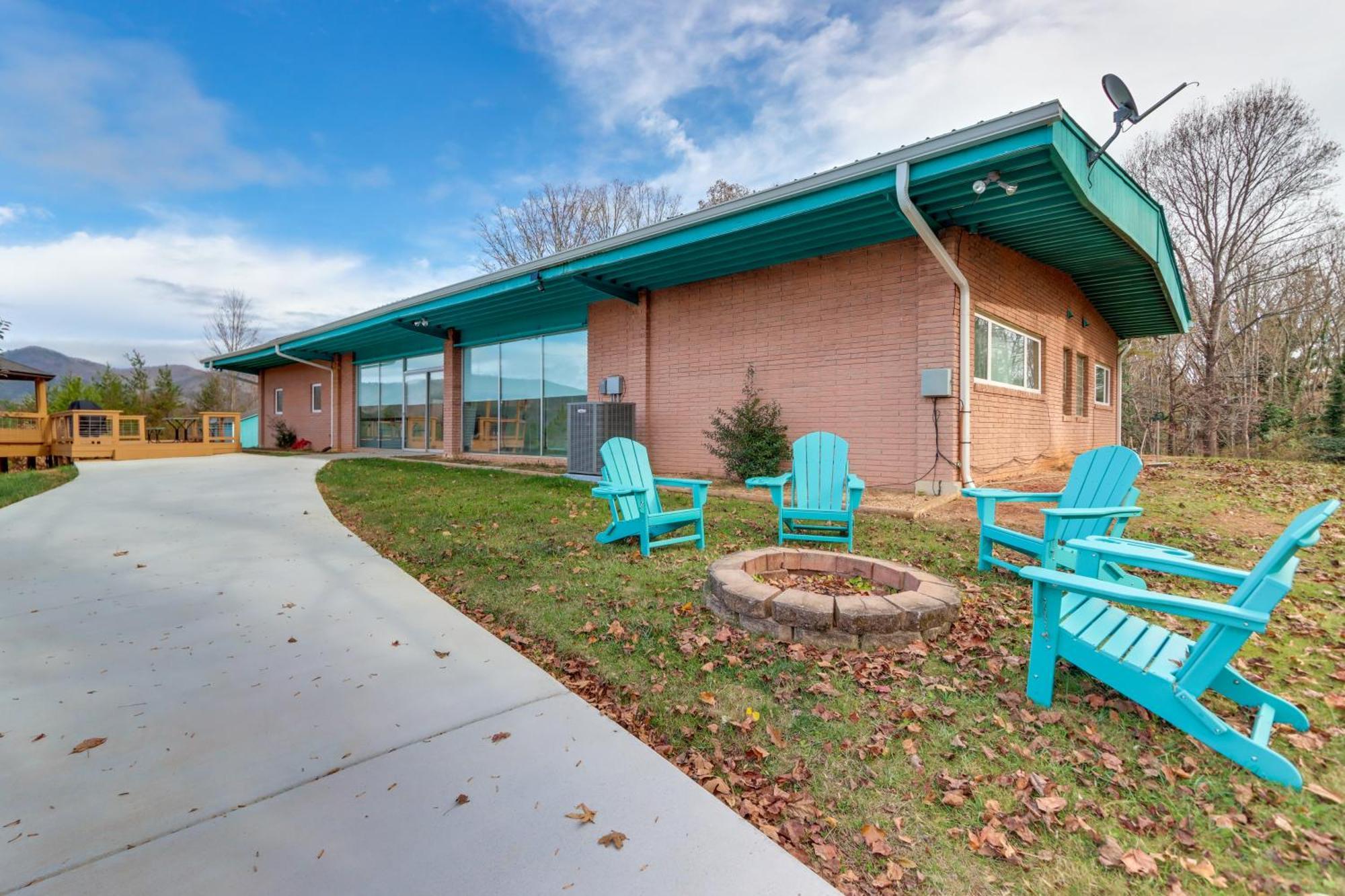 Stunning Copperhill Retreat With Mountain Views! Villa Exterior photo